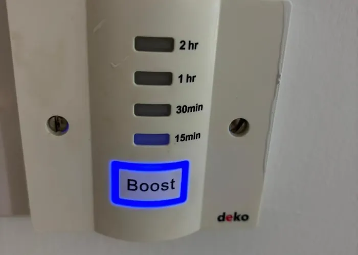 Modern 2br 70m From Finikoudes Ларнака